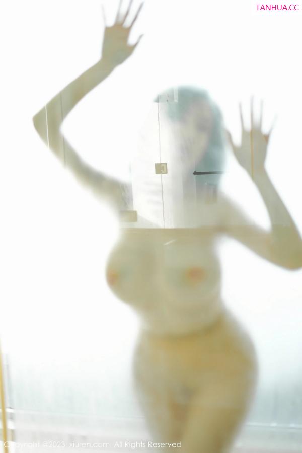 周妍希 奶瓶土肥圆 [XiuRen]高清写真图 2023.04.21 No.6610 Carol周妍希 泰国旅拍第73张图片